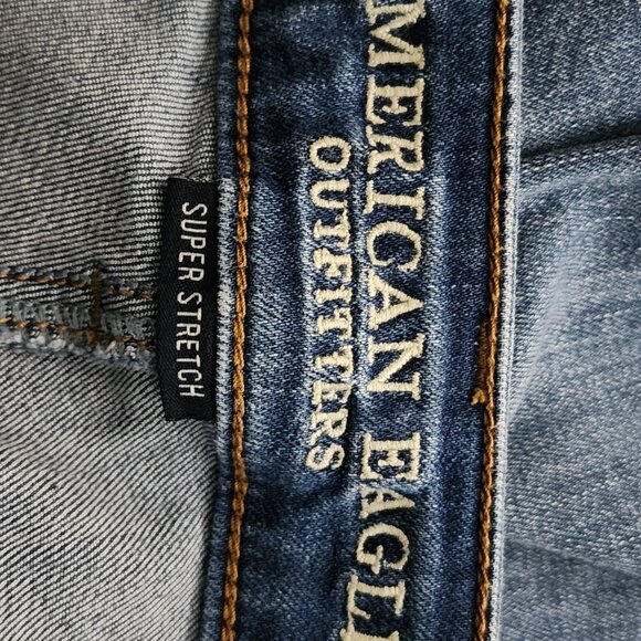 American Eagle Skinny Bermuda Shorts - Picture 11 of 14